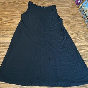 EUC Eileen Fisher 100% silk tank midi dress.